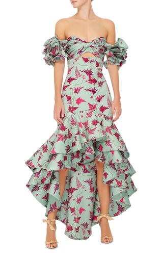 This **Johanna Ortiz** dress features an off-the-shoulder neckline and a triangle cutout at the bodice. Party Kleidung, Johanna Ortiz, Night Party, Fashion Design Clothes, Party Night, Party Dresses For Women, Fancy Dresses, Moda Operandi, Look Fashion