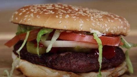 Hungry Jack’s menu: Homemade Whopper burger recipe Hungry Jack Recipes, Healthy Sausage Rolls, How To Make Burgers, Burger At Home, Sausage And Egg Mcmuffin, Hungry Jacks, Sausage Rolls Recipe, Griddle Recipes, Copycat Restaurant Recipes