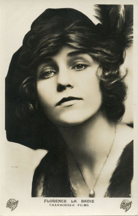 Florence La Badie Silent Screen Stars, Mary Pickford, Silent Film Stars, Birth Mother, Chick Flicks, Of Montreal, Silent Movie, Old Hollywood Glamour, Silent Film