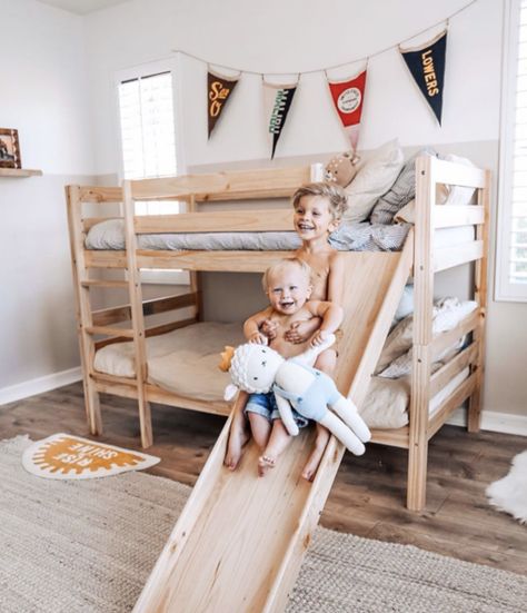 Shop our exclusive twin bunk beds with a slide at less than half the price of our competitor.  We offer the most affordable bunk beds with a slide online.  They are well made and sturdy too. Roman Bedroom, Kids Bed With Slide, Treehouse Kids, Bedroom Decor Kids, Toddler Bunk Beds, Kids Bedroom Ideas, Toddler Floor Bed, Low Bunk Beds, Diy Bunk Bed