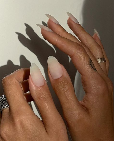 Hello Nails, Polygel Nails, Pretty Gel Nails, Oval Nails, Minimalist Nails, Dream Nails, Chic Nails, Types Of Nails, Matte Nails