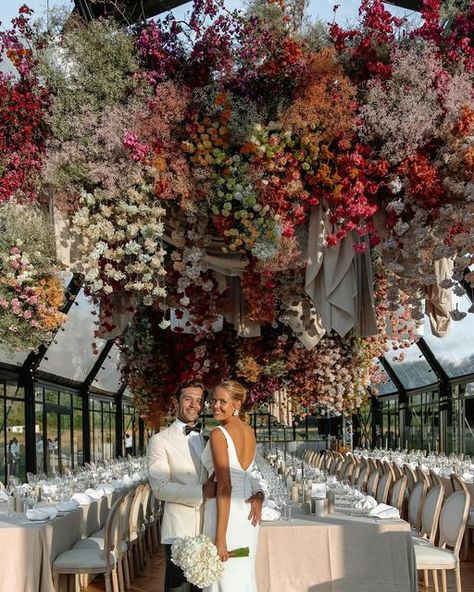 South Africa Wedding, Africa Wedding, Wedding Aesthetics, Dream Wedding Decorations, Romantic Wedding Decor, Fall Wedding Flowers, Wedding Flower Arrangements, December 7, Love And Marriage