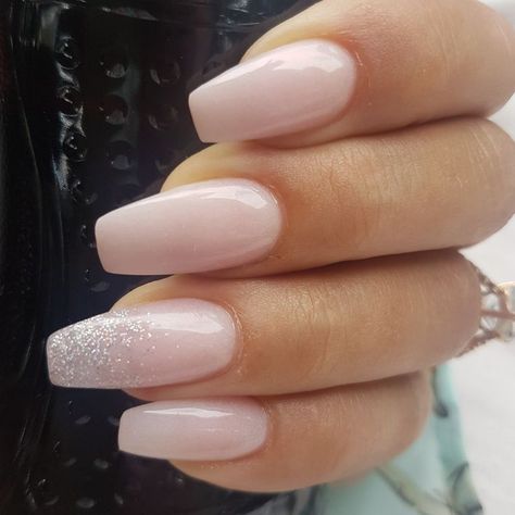 Unghie Sfumate, Nails Dark, Ten Nails, Glitter Accent Nails, Nails Opi, Makeup Nails Designs, New Nail Designs, Dip Nails, Her Nails