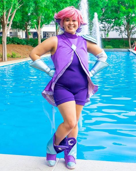 Glimmer Cosplay She Ra, Sapphic Halloween, Glimmer Cosplay, She Ra Costume, She Ra Cosplay, Geek Costume, Geek Poster, Sea Hawk, Amazing Costumes