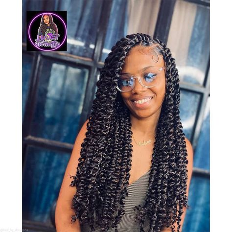 Miami Hairstyles, Long Passion Twist, Birthday Braids, Ruby Hair, Grad Hairstyles, Bday Hair, Senegalese Twist Hairstyles, Crochet Hairstyles, Passion Twists