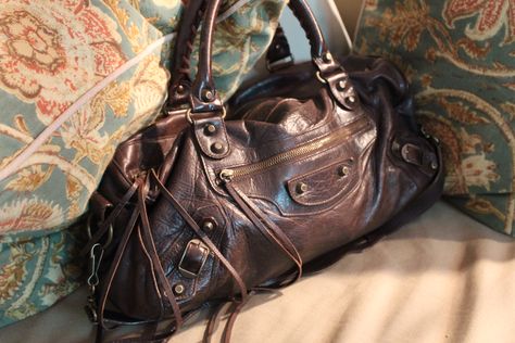 Balenciaga Twiggy Vintage Balenciaga Bag, Vintage Leather Handbag, Balenciaga Bag, Brown Vintage, Pretty Bags, City Bag, Essential Bag, Cute Bags, Bags Designer Fashion