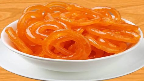 Jalebi Recipe, Houston Restaurants, Popular Snacks, Best Street Food, Indian Sweet, Indian Sweets, Authentic Indian, Jumma Mubarak, Premium Ingredients