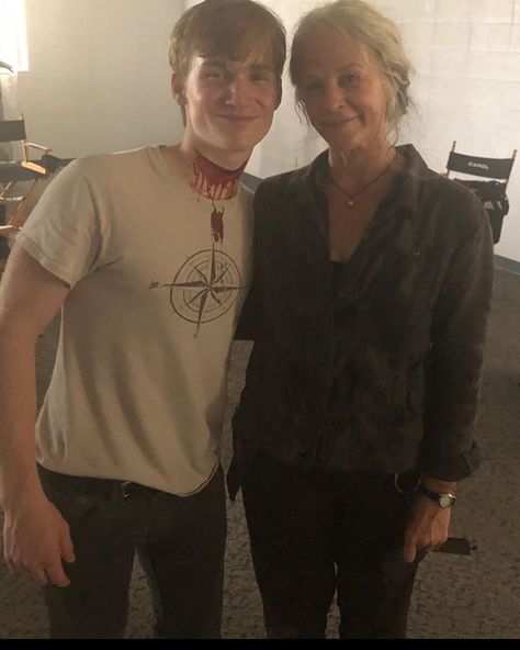 Matthew Lintz, The Walkind Dead, Twd Memes, Melissa Mcbride, Walking Dead Cast, Fear The Walking, Carl Grimes, Stuff And Thangs, Daryl Dixon