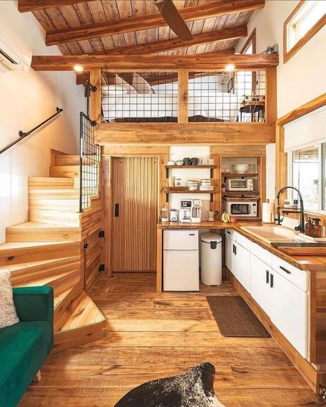 Små Rum Lidt Plads, Asma Kat, Tiny House Camper, Tiny Houses For Rent, Tiny House Interior Design, Shed To Tiny House, Tiny House Layout, Tiny House Loft, Loft Bedroom