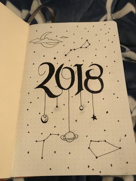 New Years Doodles, Bullet Journal Calendrier, Doodle For Beginners, Bullet Journel, Bullet Journal Planner, Bullet Journal 2019, Journal News, 2018 Year, Diary Ideas