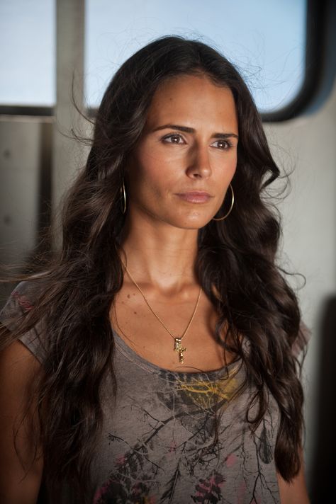 Fast 5 - Still Letty Fast And Furious, Mia Toretto, Sara Foster, Fast And Furious Cast, Brunette Actresses, Knots Landing, Fast Five, Jordana Brewster, Lacey Chabert