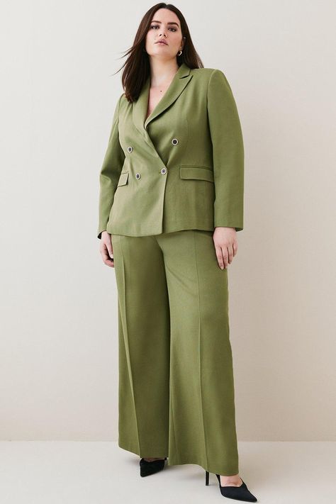 Suits Plus Size Woman, Suit Plus Size Women, Felix Cosplay, Plus Size Suit, Structured Fabric, Woman In Suit, Pant Suits For Women, Plus Size Suits, November 12th