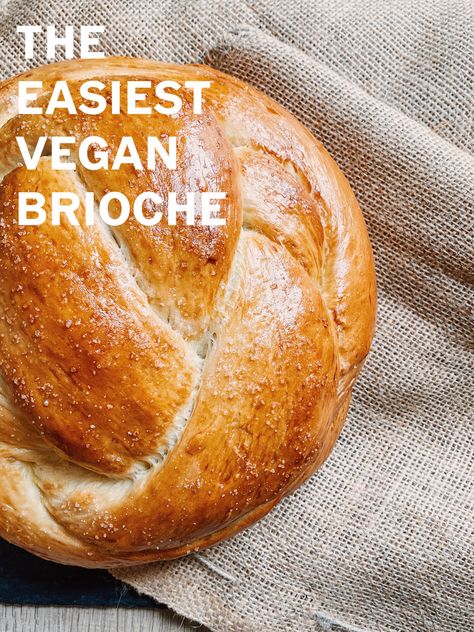 Vegan Brioche Loaf Recipe Vegan Artisan Bread, Vegan Quick Breads, Easy Vegan Baking Recipes, Vegan Brioche Bread, Bread Recipes Vegan, Vegan Brioche, Justine Snacks, Vegan Bakes, Vegan Breads