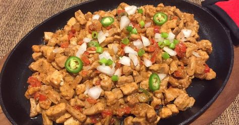 Fresh Tuna Sisig Recipe Tuna Sisig Recipe, Tuna Sisig, Chicken Afritada Recipe, Homemade Soy Sauce, Filipino Appetizers, Sisig Recipe, Pinoy Dishes, Pork Sisig, Salad And Fries