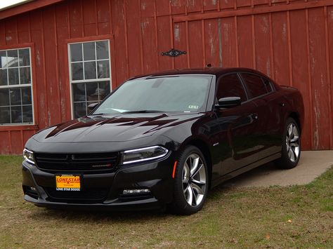 2015 Dodge Charger RT in Phantom Black Tri-Coat Pearl. Powered by the 5.7 Liter V8 Hemi and 8-Speed Automatic Transmission. This rid also has the Beats Premium Speakers and Subwoofer. #DodgeCharger Black Dodge Charger, Dodge Charger Srt Hellcat, Charger 2015, Dodge Charger Sxt, Dodge Charger Hellcat, Charger Srt Hellcat, Dodge Chargers, Modern Muscle Cars, New Dodge