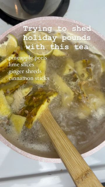 Elaine_Cook_FHA on Instagram: "Pineapple tea for weight loss. #lime #pineapple #pineapplepeels #limeslices #weightloss #ginger #cinammon #drink #healthylifestyle #food #cook #drink #lifehacks #herbal #superfoods #tea #shedholidaypounds" Pineapple Tea Benefits, Ginger Lime Tea, Pineapple And Ginger Cleanse, Herbalist Lifestyle, Benefits Of Pineapple Tea, Pineapple Juice Benefits For Women, Pineapple Skin Tea Recipe, Cranberry Pineapple Drink For Women Health, Pineapple Peel Tea Benefits