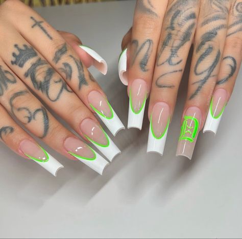 Minecraft Nails Acrylic, Long Square Green Acrylic Nails, Neon Green Nails Acrylic, Green Outline French Tip Nails, Green French Tip Nails Square Long, Green Long French Tip Nails, Lime Green Acrylic Nails, Initials On Nails, Neon Green French Tip Nails