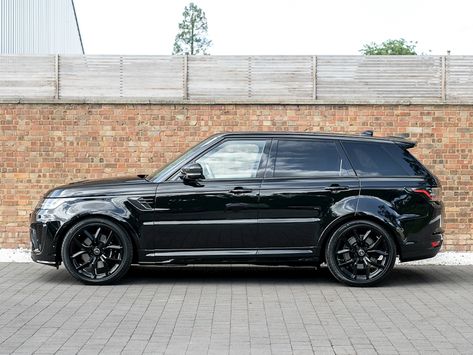 Boujee Cars, All Black Range Rover, Steam Cabbage, Range Rover Sport Black, Range Rover Sport 2018, Range Rover Svr, Dream Cars Range Rovers, Black Suv, Range Rover Black