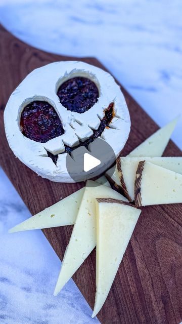 Halloween Brie Cheese Ideas, Spooky Baked Brie, Halloween Brie, Halloween Brie Cheese, Ghostface Cheese Board, Skeleton Brie Cheese, Brie Skull Charcuterie, Halloween Series, Brie Cheese