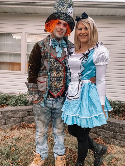 Alice in wonderland & mad hatter costumes on amazon Mad Hatter Costume Men, Alice In Wonderland Mad Hatter, Wonderland Mad Hatter, Mad Hatter Costume, Party Outfit Men, Homemade Costume, Holiday Inspo, Halloween Costume Idea, Cos Play