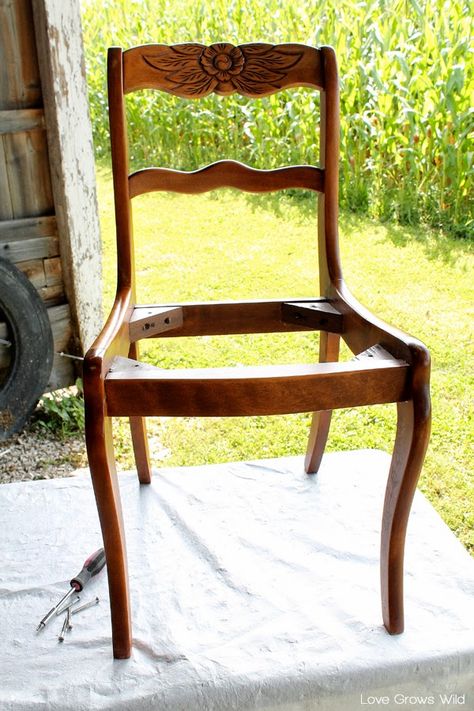 Dining Chair Makeover - How to Strip, Paint, and Recover Chairs Recover Chairs, Dining Room Chairs Makeover, How To Strip Paint, Wood Chair Makeover, Refinished Chairs, Chair Restoration, Strip Paint, Dining Chair Makeover, Recovering Chairs