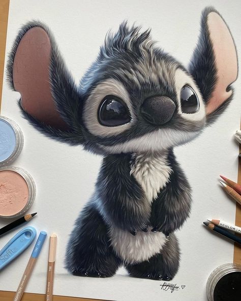 Art by Jasmin | Realistic Drawings 🎨 (@artby_jazmin) • Fotos y vídeos de Instagram Disney Characters Realistic, Cute Dragon Drawing, Panda Drawing, Stitch Drawing, Lilo Et Stitch, Art Sketches Pencil, Graffiti Style Art, Painting Art Lesson, Watercolor Art Lessons