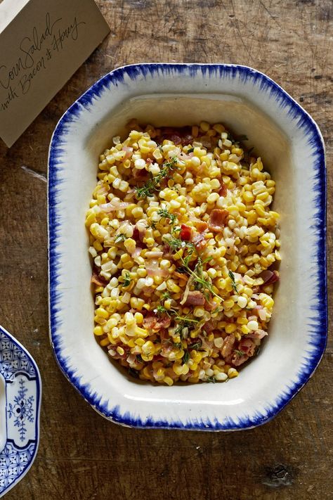 corn salad bacon honey recipe Corn Salad With Bacon, Gluten Free Thanksgiving Sides, Italian Thanksgiving Recipes, Thanksgiving Ham Recipes, Thanksgiving Recipes Drinks, Southern Thanksgiving Recipes, Easy Thanksgiving Sides, Thanksgiving Crockpot Recipes, Salad Bacon