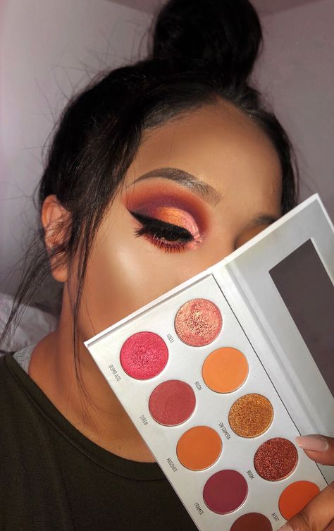 Jaclyn hill x morphe vault collection look.  Use “ring the alarm palette” Jaclyn Hill Palette Looks, Jaclyn Hill Makeup, Makeup Cantik, Make Up Inspiration, Jaclyn Hill Palette, Face Beat, Jaclyn Hill, Makeup Guide, Make Up Looks