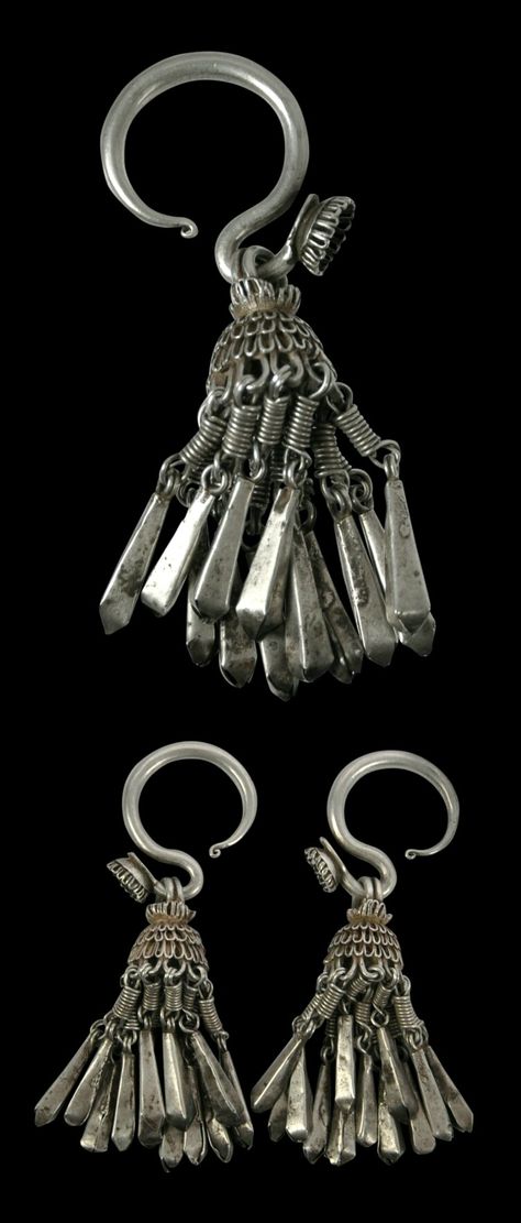 Miao Silver, Northern Vietnam, Jordan Jewelry, Northern Thailand, Character Design References, Design Reference, Early 20th Century, Laos, 20th Century