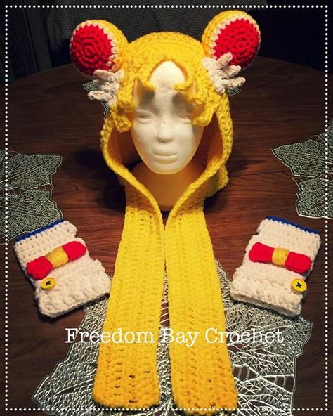 Anime Crochet Clothes, Crochet Sailor Moon, Crochet Cosplay, Anime Crochet, Crochet Hood, Hat Diy, Trendy Hat, Diy Hat, Hat Crochet