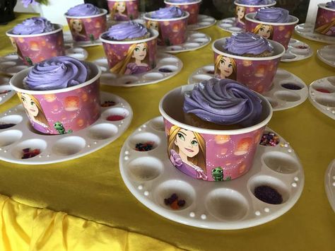 Tangled Birthday Party Food Ideas, Rapunzel Tea Party, Rapunzel Goodie Bags Ideas, Rapunzel Snack Ideas, Rapunzel 1st Birthday Party, Rapunzel 2nd Birthday, Rapunzel 3rd Birthday Party, Rapunzel Birthday Ideas, Tangled 2nd Birthday Party