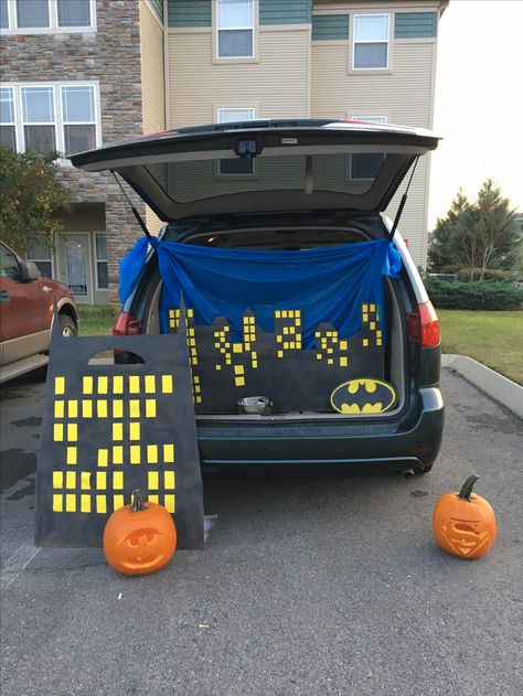 $4 - Batman - Gotham City Trunk or Treat Trunk Or Treat Ideas For Van, Trunker Treat Ideas, Batman Decor, Trunk Or Treat Ideas, Superhero Halloween, Treat Ideas, Trunk Or Treat, Superhero Theme, Superhero Party