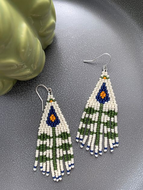 Stitch Earrings, Earrings Patterns, Beaded Fringe Earrings, Navy Flowers, Brick Stitch Earrings, Hippie Flowers, Scandinavian Folk Art, Beaded Jewellery, Beaded Earrings Patterns