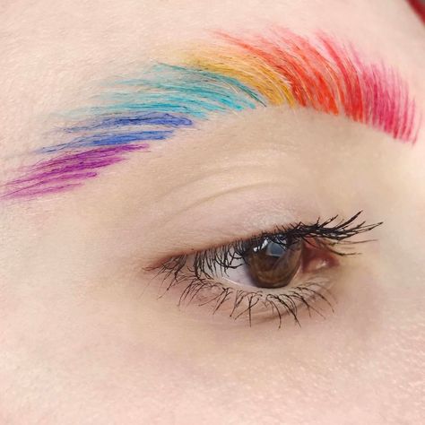 Kelseyanna Fitzpatrick, Sharp Liner, Editorial Make-up, Glitter Eyebrows, Drag Make-up, High Fashion Makeup, Pride Makeup, Trans People, Rainbow Makeup