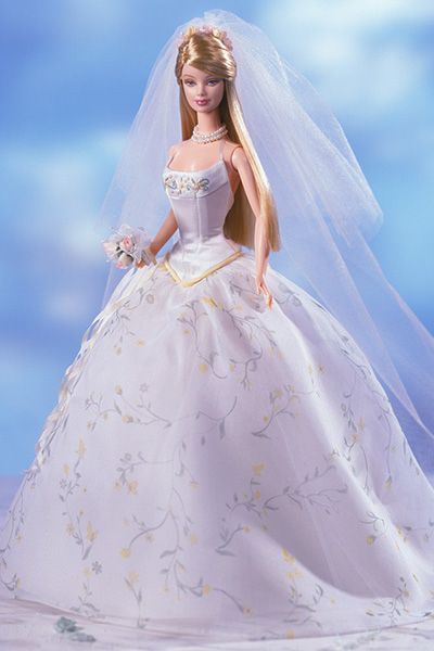 Our favorite wedding-day Barbies: Romantic Wedding Barbie (2001) Wedding Barbie, Barbie E Ken, Doll Wedding Dress, Barbie Bridal, Куклы American Girl, Barbie Wedding Dress, My Scene, Wedding Doll, Barbie Bride