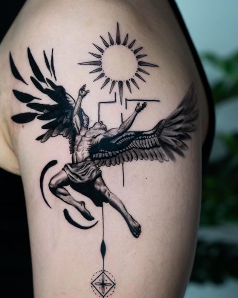 Ikarus Angel Back Tattoo, Fallen Angel Tattoo, Circular Tattoo, A Fallen Angel, Angel Tattoos, 100 Tattoo, White Ink Tattoo, Detailed Tattoo, Stomach Tattoos