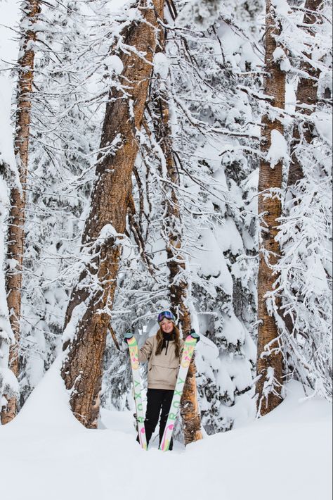 Skiing Senior Pictures, Ski Senior Pictures, Brooklyn Pictures, Winter Senior Pictures, Ski Pics, Nordic Skiing, Senior Pictures Poses, High School Senior Portraits, Pic Pose