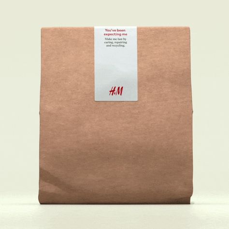 H&M Introduces Paper Packaging for All Online Orders Online Order Packaging Ideas, Paper Bag Packaging Ideas, Garment Packaging, Paper Bag Packaging, Custom Hard Hats, Custom Car Stickers, Sticker Packaging, Ecommerce Packaging, Making A Change