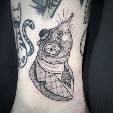 Mole Animal, Tattoo Mole, Mole Tattoo, Cat Portrait Tattoos, Garden Rock Border, Tattoo Animal, Babymoon Photos, Free Tattoo Designs, Tattoo Prices