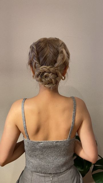 Hair Braid Bun Tutorial, Classy Bun, Grey Hairstyles, Ballet Hairstyles, Dutch Braid Hairstyles, Cut Hairstyles, Braided Bun Hairstyles, Fesyen Rambut, Hairstyles Women