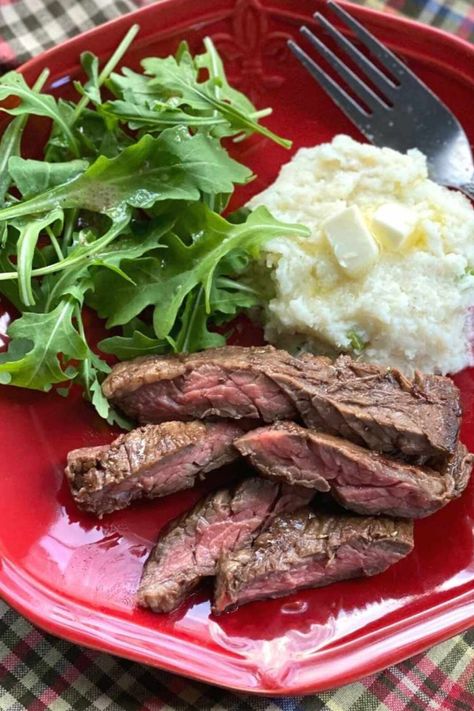 Love an easy, low-carb meal? Look no further than bavette steak or flap meat! This delicious cut of beef is one of the tastiest and most versatile proteins around and can be cooked up in a flash on your stovetop. This flavorful meat is the perfect centerpiece for a variety of delicious meals. Ready to learn how to cook flap or bavette steak? Let’s get started! Flap Meat Recipes Dinners, Beef Loin Flap Meat Recipes, Beef Flap Meat Recipes, Flap Steak Recipes, Flap Meat Recipes, Flap Meat, Steak Recipes Pan Seared, Bavette Steak, Steak On Stove