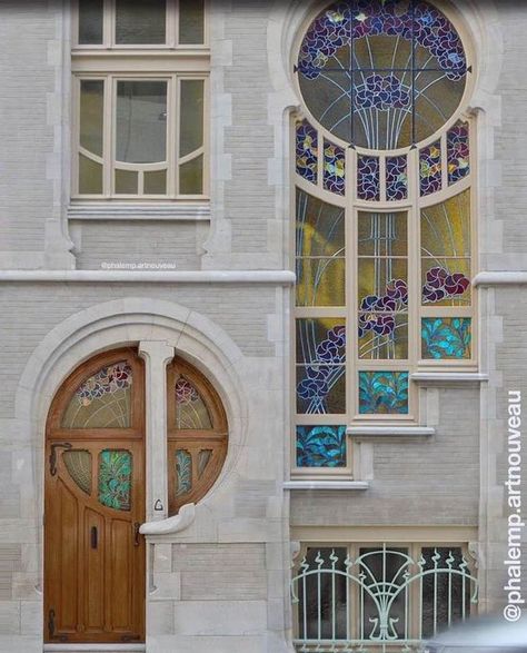 (22) Home / Twitter Art Nouveau House, Architecture Art Nouveau, Architecture Cool, Art Nouveau Interior, Design Art Nouveau, Nouveau Architecture, Art Eras, Art Nouveau Architecture, Cultural Architecture