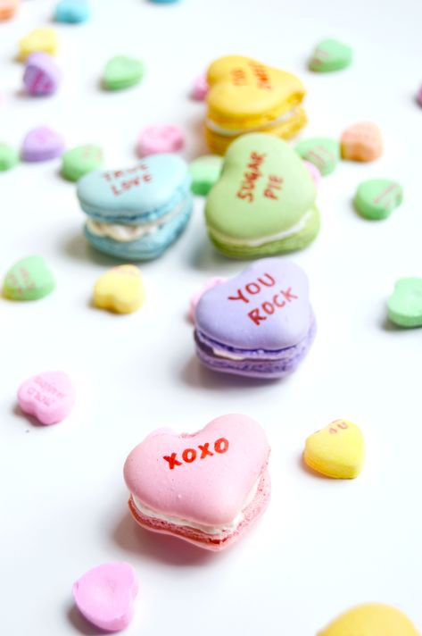 Heart Macarons, Valentines Cakes, Candy Valentines, Valentines Cake, Macaron Flavors, Macaron Cookies, French Macaroons, Macaroon Recipes, Conversation Heart