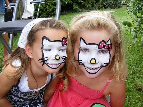 Hello Kitty Face Paint, Kitty Face Paint, Hello Kitty Makeup, Funny Paintings, Hello Kitty Halloween, Face Painting Halloween, Best Friends Funny, Silly Girls, Stand Up Comedians