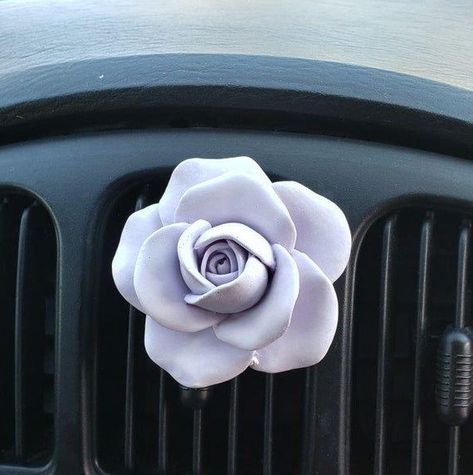 Clay Diffuser, Air Car, Air Freshener Car, Car Vent Clip, Car Fragrance, Car Vent, Favors Diy, Car Diffuser, Pink Drinks