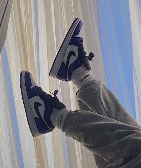 Jordan 1 Low Court Purple, Jordan Shoe, Black Jordans, Shoes Outfit, Shoe Inspo, Swag Shoes, Jordan 1 Low, Pretty Shoes, Nike Sneakers