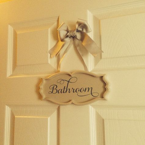 Diy Bathroom Door Sign, Bathroom Door Signs For Home, Renew Clothes, Diy Bathroom Door, Bathroom Door Decor, Bathroom Door Signs, Vintage Door Decor, Bathroom Door Sign, Cream Bathroom