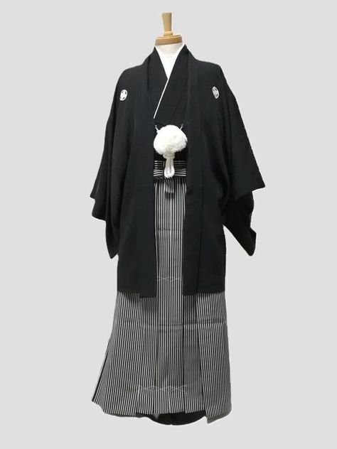 The quality is a good surprise the dress is very beautiful I am very happy the value for money is excellent the dress is lined Men's Kimono, Party New Year, Haori Jacket, Male Kimono, Kimono Fabric, Pants Style, Wedding Formal, Skirt Style, Japanese Outfits