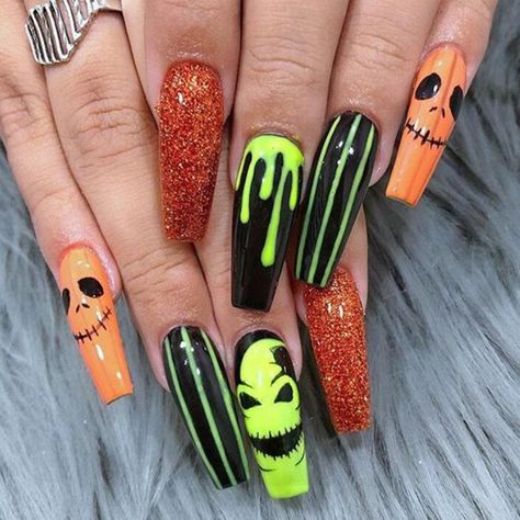 Disney Halloween Nails Design, Halloween Coffin Nails, Nail Halloween, Nail Art Halloween, Holloween Nails, Halloween Fest, Halloween Acrylic Nails, Halloween Press On Nails, Nagel Tips