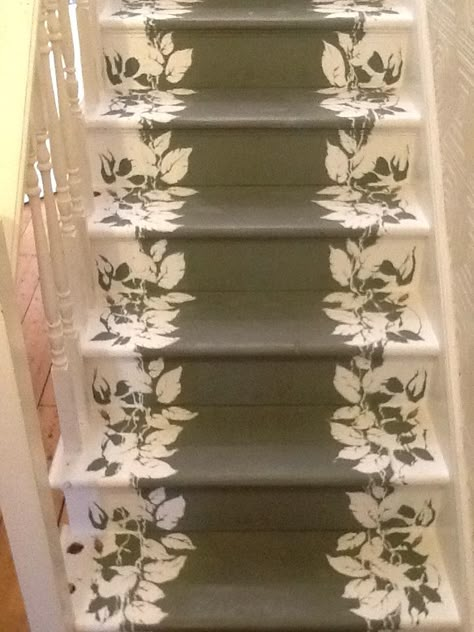 Painted stairs, on the way Painted Stairs Stencil, Stenciled Stair Risers Paint, Stair Painting Ideas, Stair Riser Ideas, Painted Stairs Ideas, Painted Wood Stairs, Stenciled Stairs, Painted Steps, Painted Stair Risers